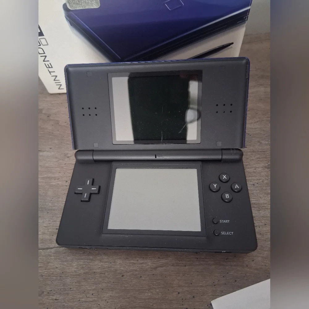 NINTENDO DS LITE SYSTEM COBALT BLUE BLACK CONSOLE ORIGINAL BOX
